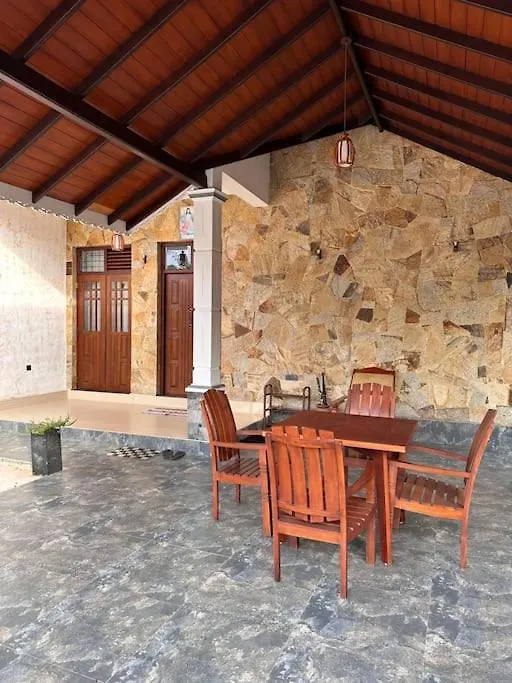 Nyaraló Charming Home Near The Beach Negombo Srí Lanka