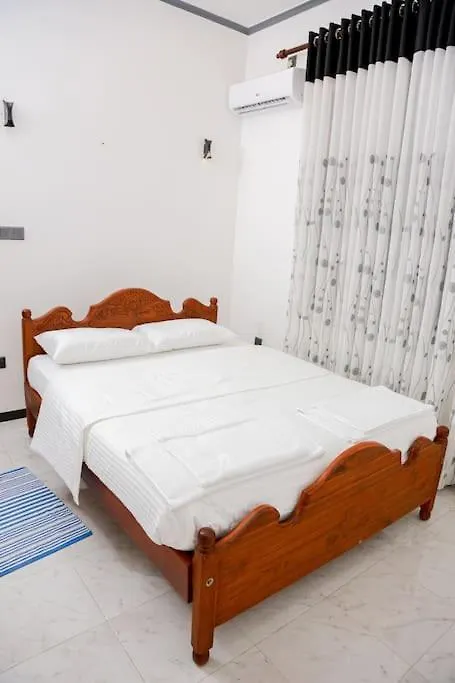 Charming Home Near The Beach Negombo